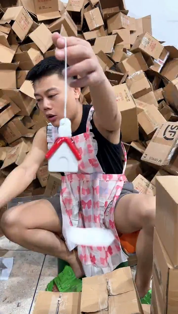 瓷片史努比房子风铃