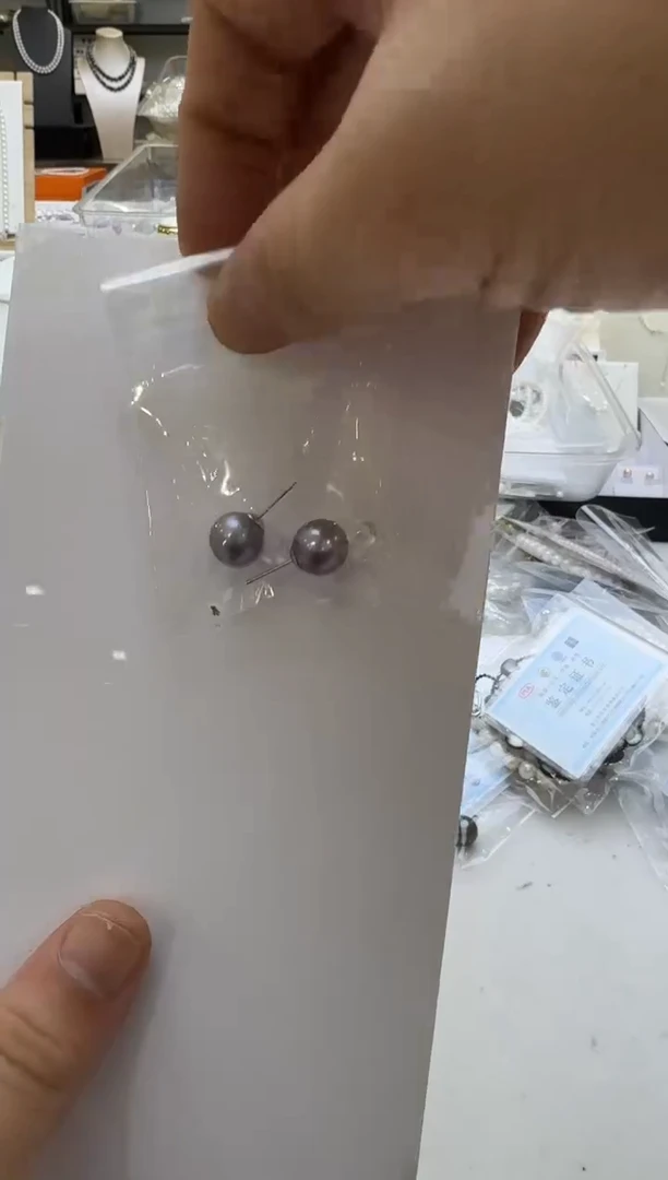 银S925镶嵌淡水珍珠耳钉11mm 紫珠