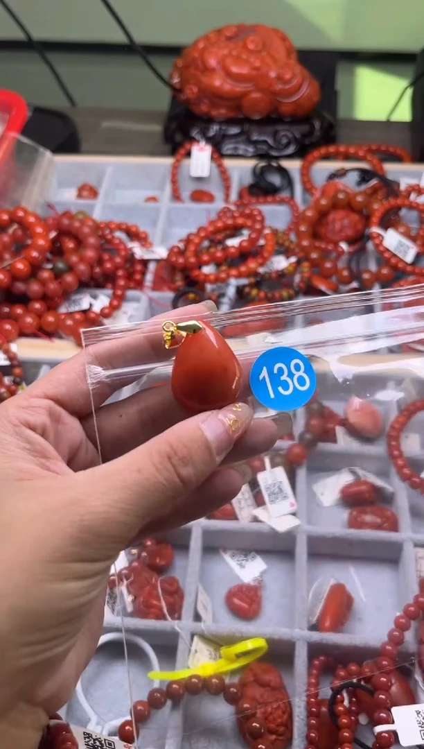 【闪购商品】南红玛瑙珠宝奇石未镶嵌138