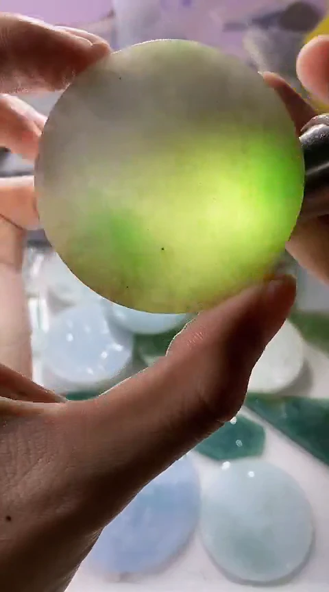 翡翠未镶嵌颈饰翡翠398