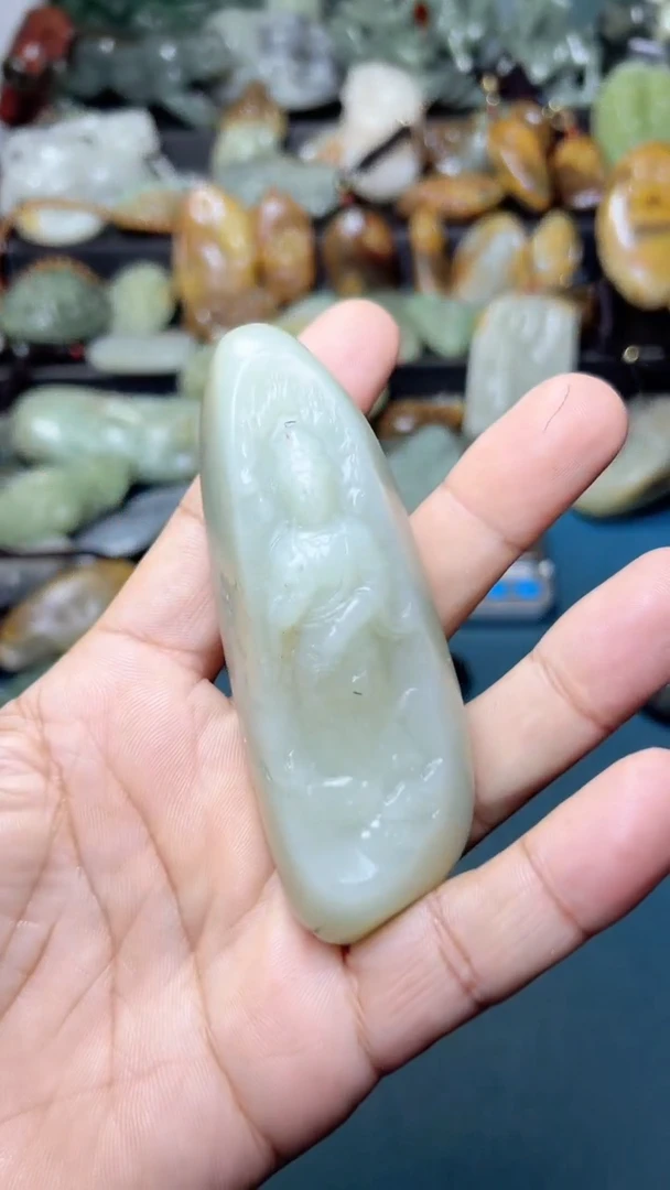 未镶嵌和田玉把件-