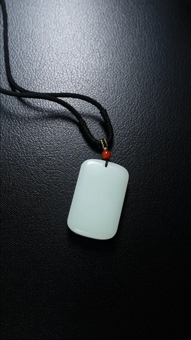 【闪购商品】和田玉颈饰未镶嵌无事牌