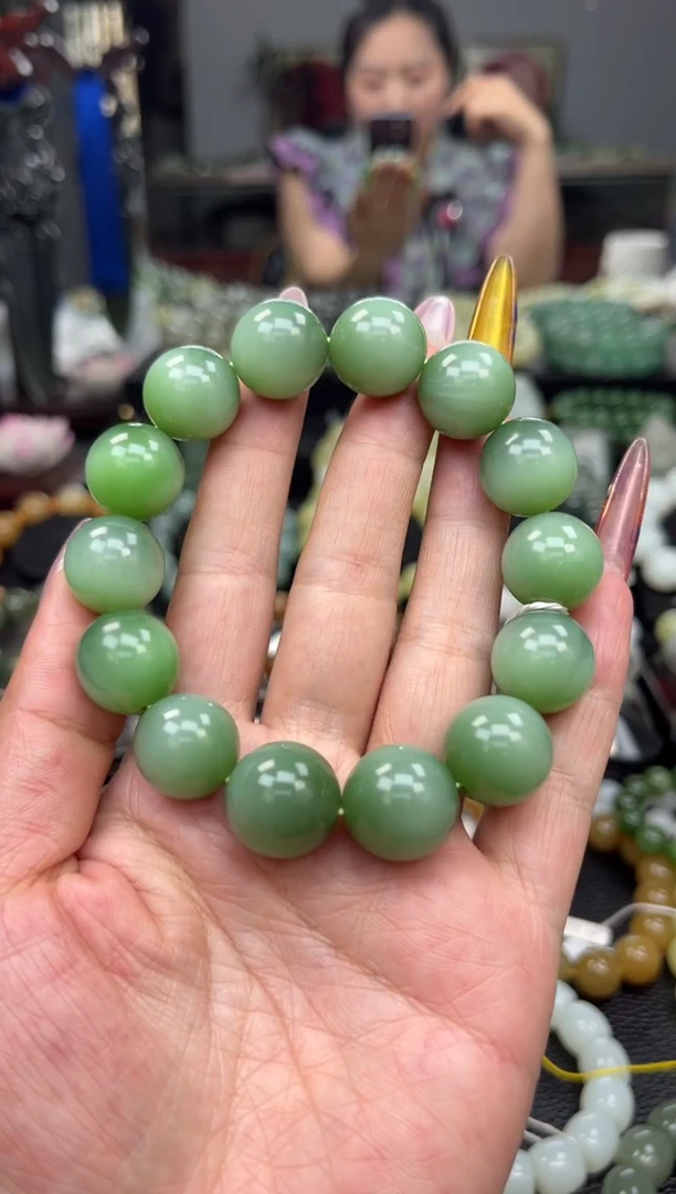 手串未镶嵌和田玉俄罗斯粉绿 猫眼碧玉卡16