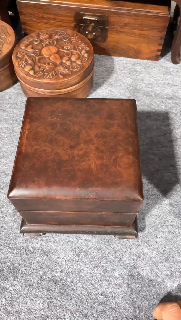 【闪购商品】木典藏老郑木器樱木方盒一个