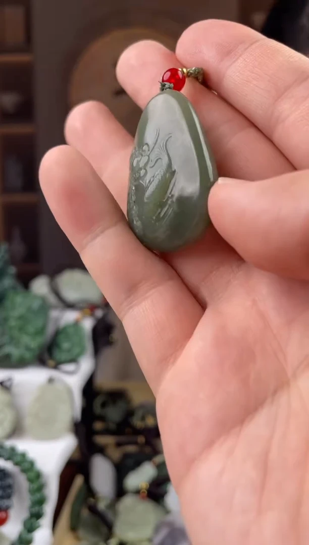 颈饰未镶嵌和田玉拍一发一，多样性发货