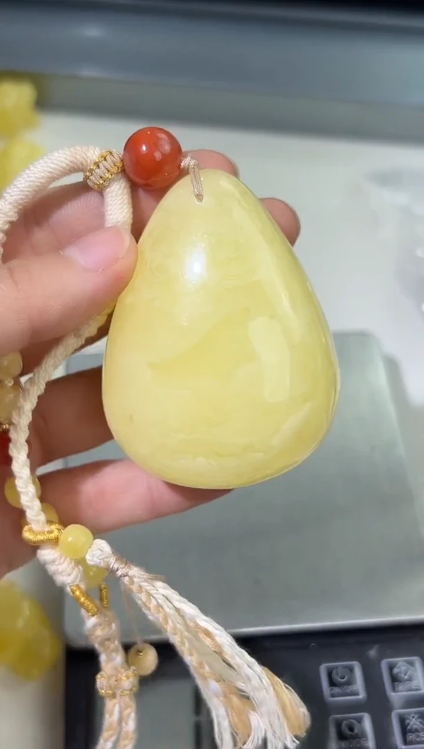 裸石琥珀未镶嵌琥珀蜜蜡吊坠