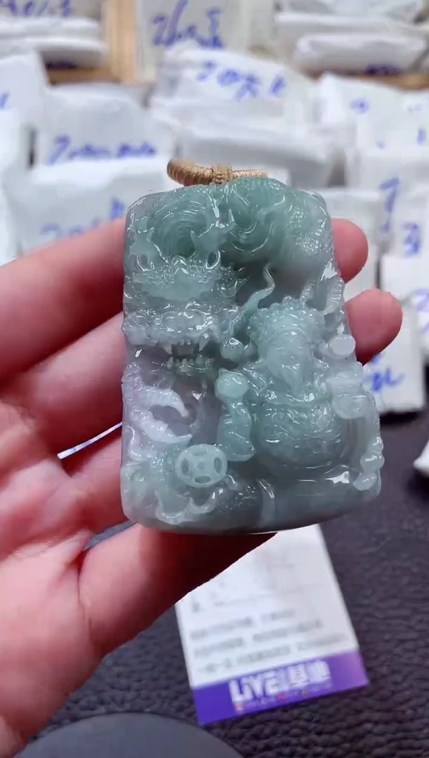 颈饰未镶嵌翡翠00002716