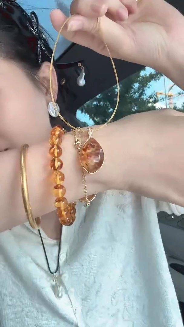 琥珀（花珀）吊坠(不含链)银S925镶嵌大水滴款花珀银吊坠