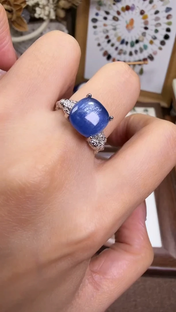 水晶摆件未镶嵌戒指