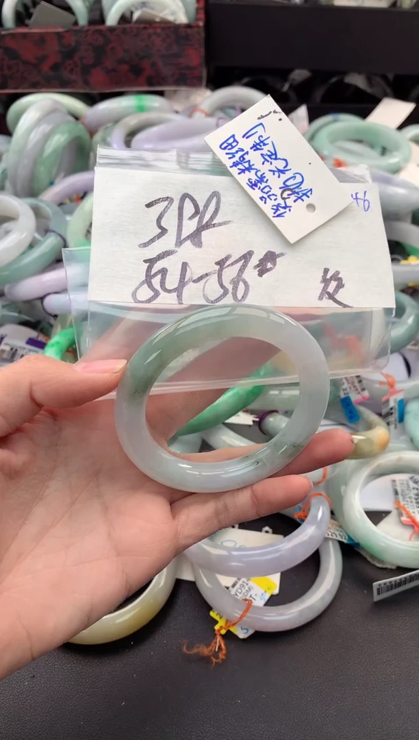 【闪购商品】定制翡翠未镶嵌毛货需精细抛光+多人