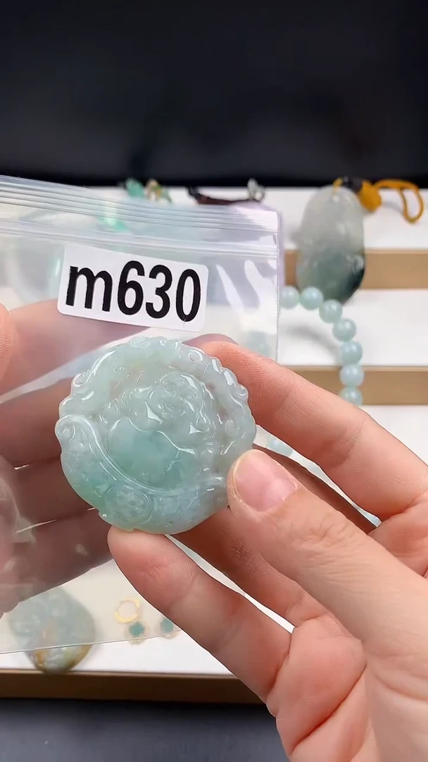 颈饰未镶嵌翡翠天然翡翠吊坠挂件