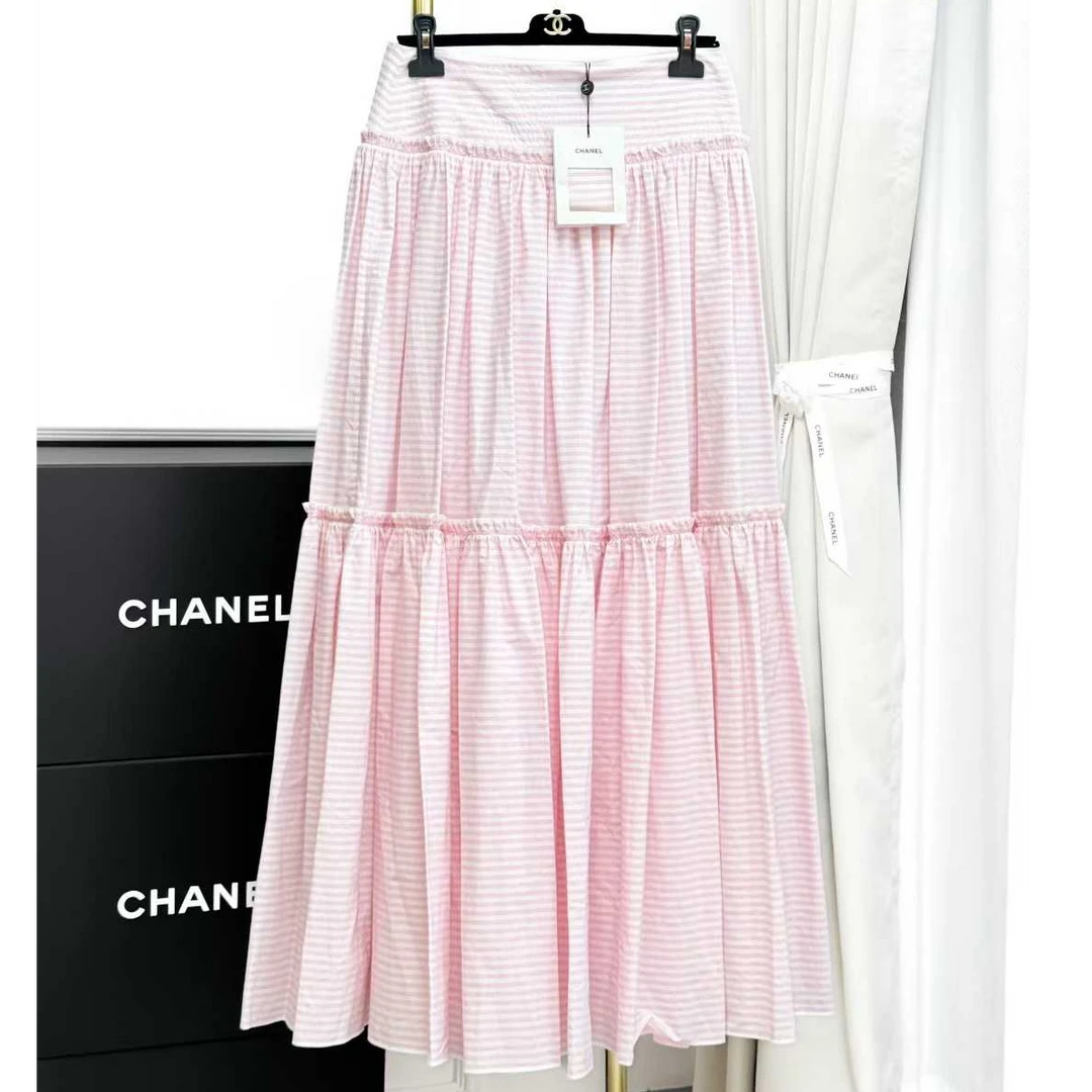 99新 Chanel/香奈儿 38码24C粉白条纹百褶半身裙