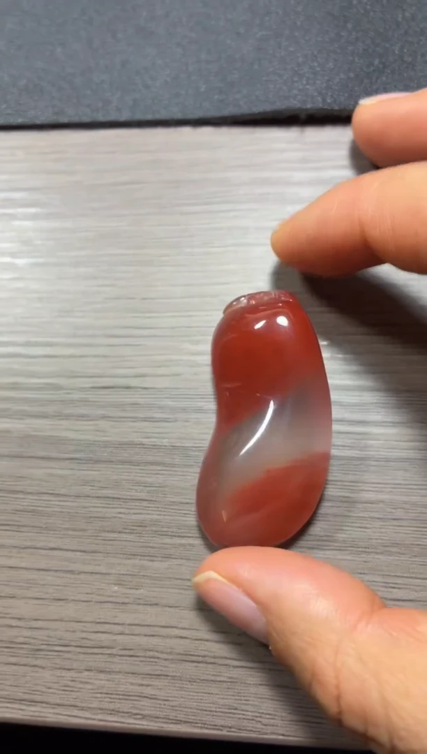 未镶嵌挂件南红玛瑙数***里挂件