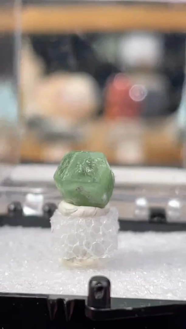 石材橄榄石