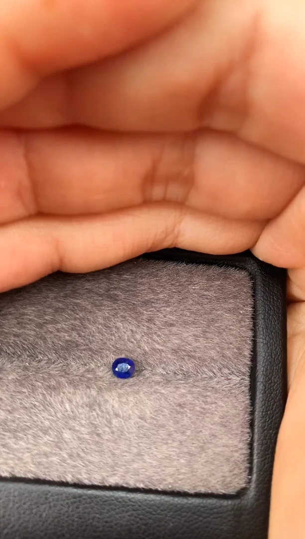 裸石蓝宝石木*枕型 色调 ct