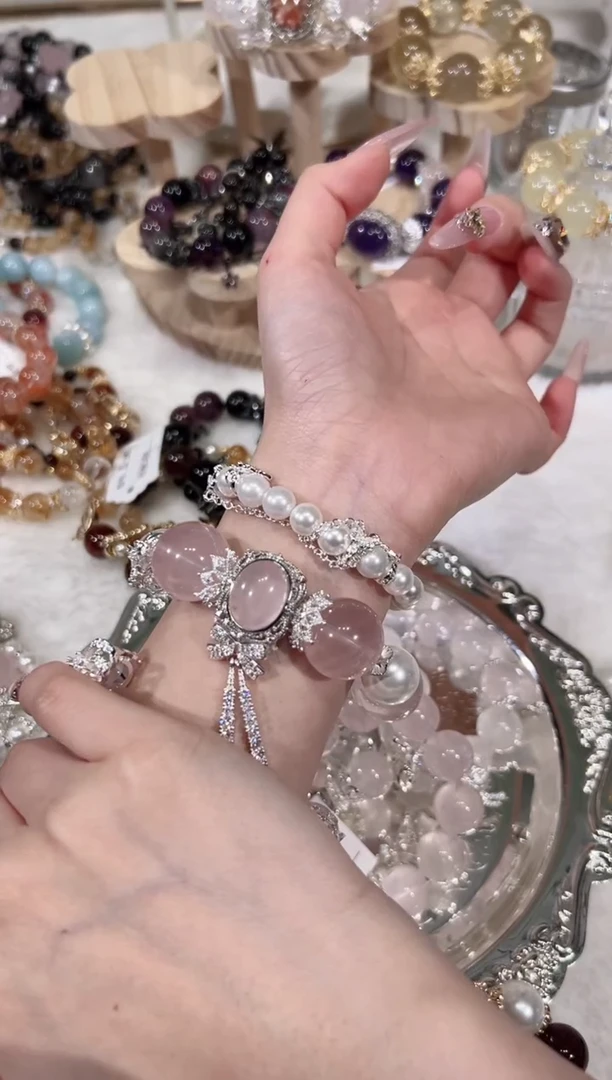 【闪购商品】水晶手链未镶嵌天然水晶默认微瑕 多样性发货发其一