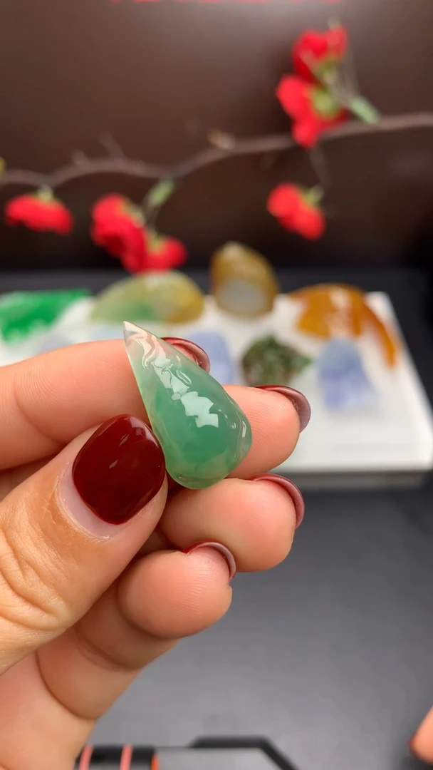 【闪购商品】定制翡翠未镶嵌