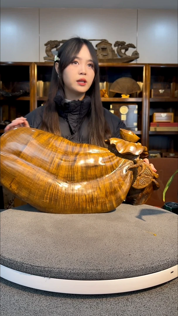 【闪购商品】金丝楠木雕大钱袋