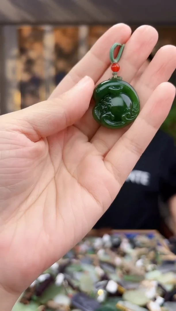 和田玉未镶嵌挂件拍一发一多样性发货