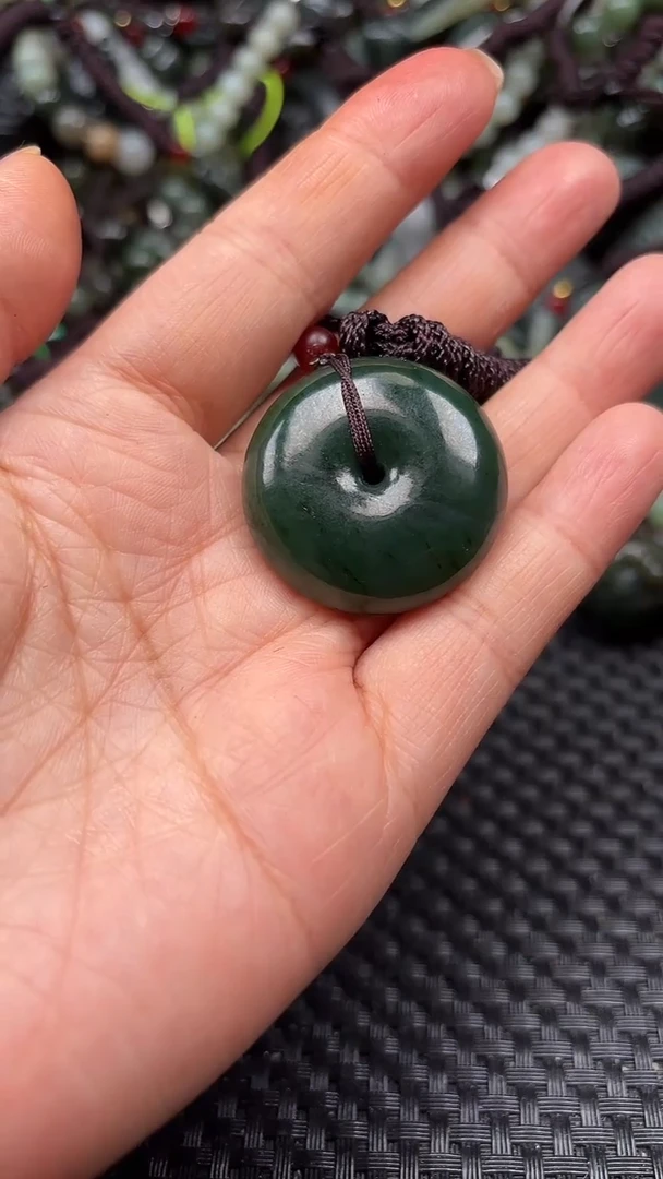 【闪购商品】和田玉颈饰未镶嵌1