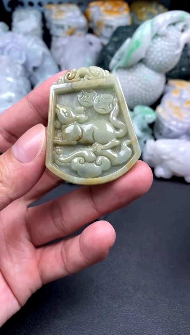 吊坠(不含链)未镶嵌翡翠1