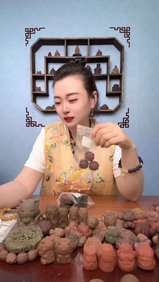 泥塑紫气东来花朵3个（不带绳）