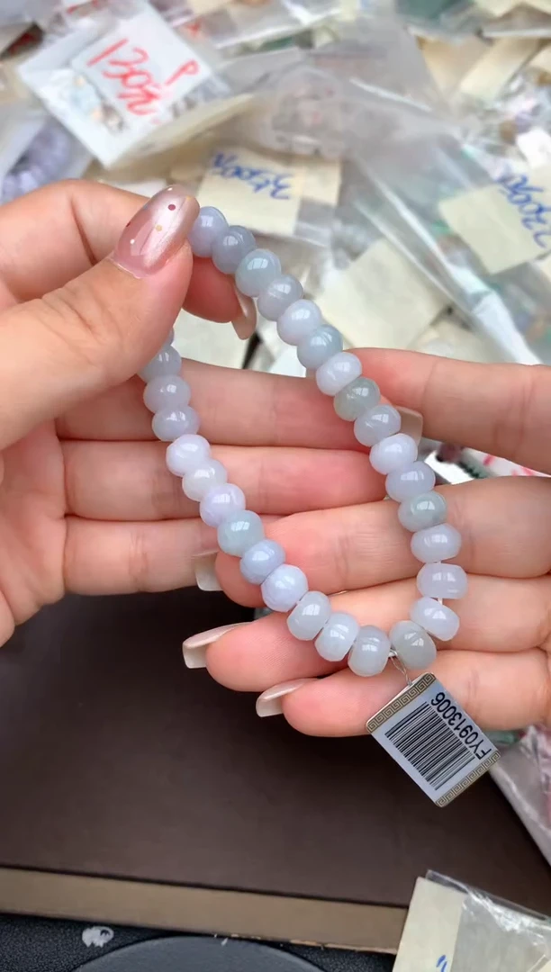 未镶嵌挂件翡翠一
