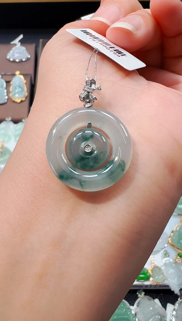 吊坠(不含链)18K金镶嵌翡翠甜甜圈吊坠799