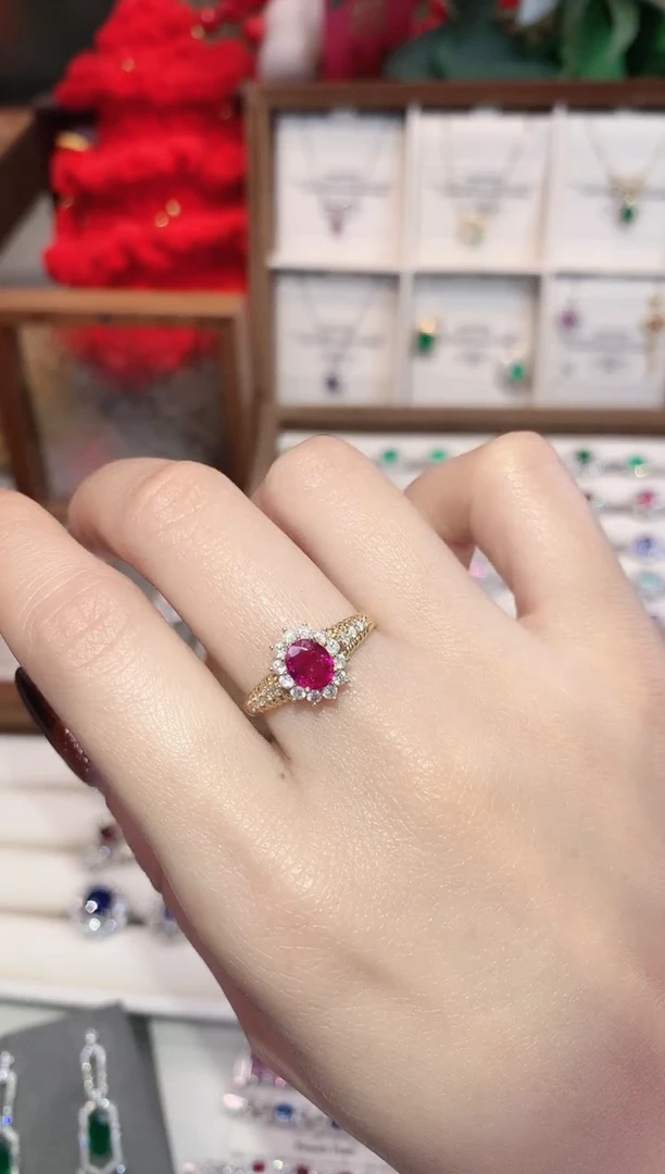18K金镶嵌戒指红宝石0.71ct/天然宝石/七天无理由