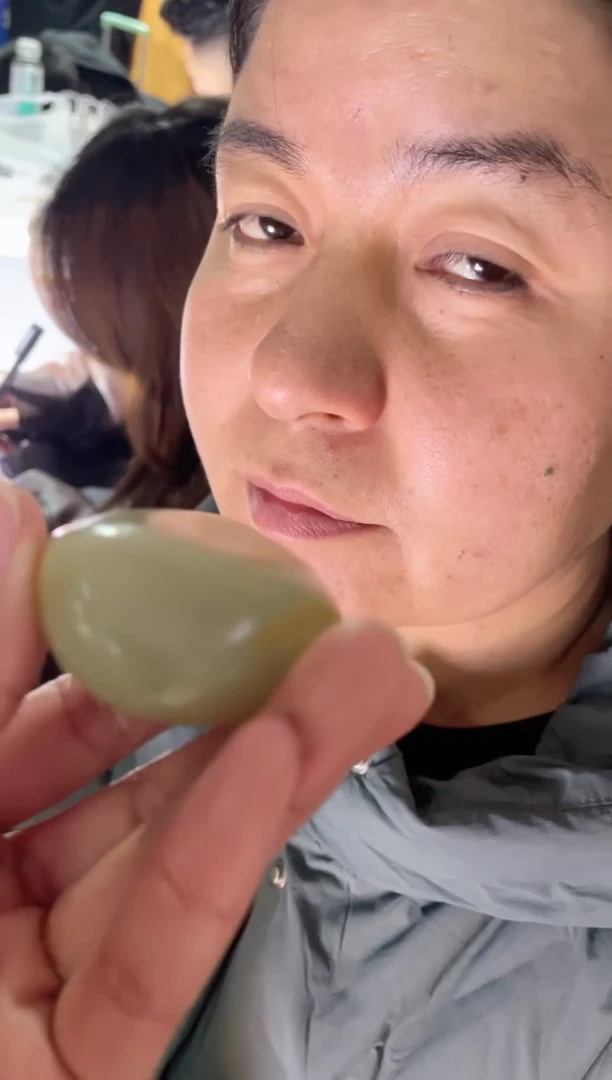 未镶嵌和田玉（糖玉）珠宝奇石富****胜1