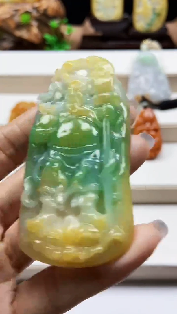 颈饰未镶嵌翡翠翡翠A货