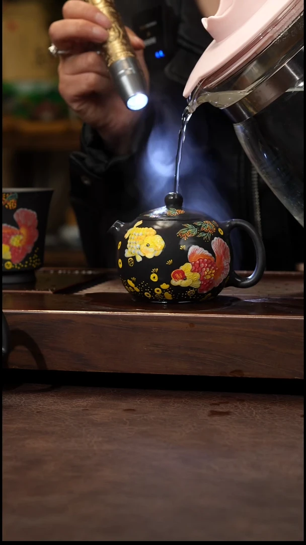 茶壶紫砂天青还原烧泥绘西施180cc左右