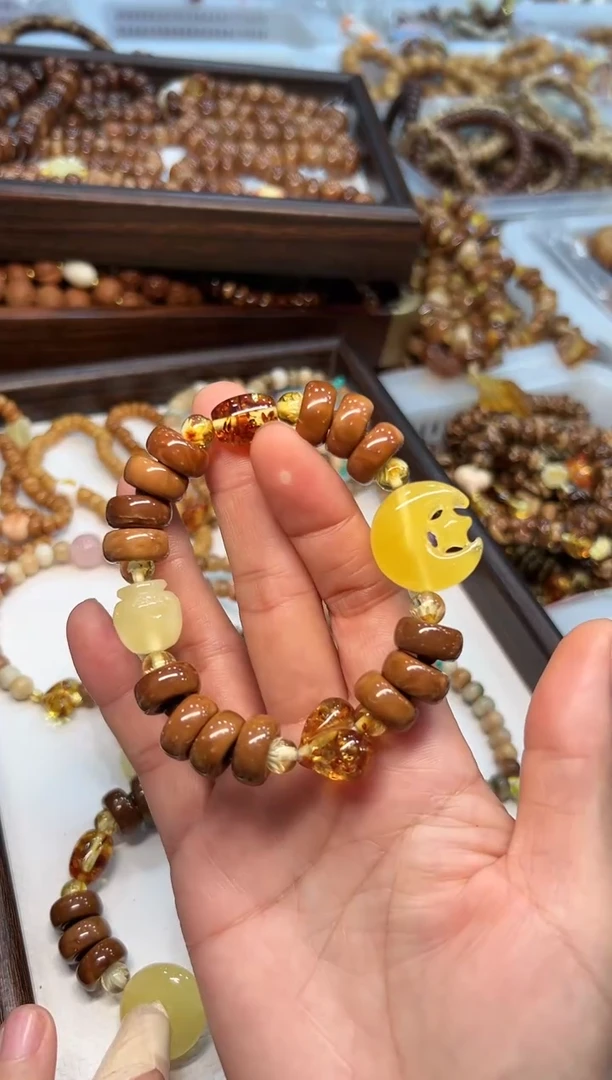 蜜蜡吊坠(赠链)未镶嵌蜜蜡月亮 蜜罐diy库克甜甜圈设计款【多样发1