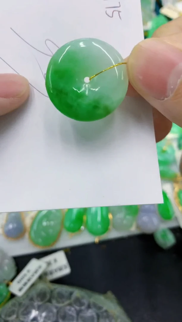 颈饰未镶嵌翡翠1111111111111