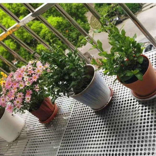 阳台防护网防盗窗垫板304不锈钢冲孔板窗台防坠护栏窗户花架垫板