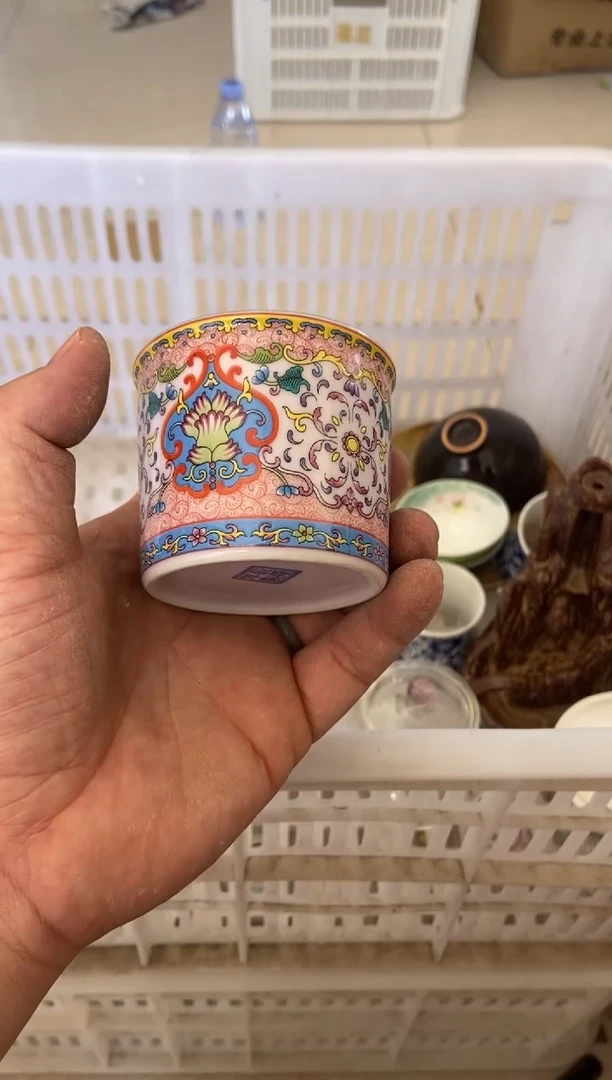 无运费险有瑕疵的摄影的产品有使用过的痕迹有点脏介意勿拍