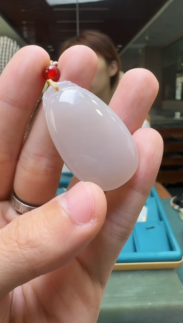颈饰未镶嵌和田玉孤品 藕粉水滴无事牌/配绳