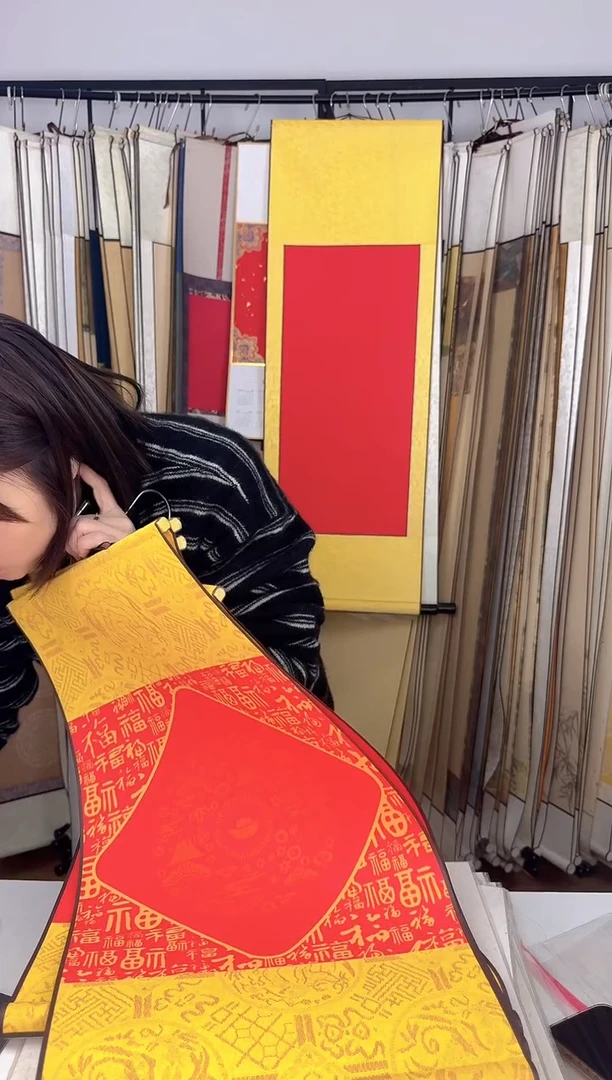 中**安绢布 斗方。 100个