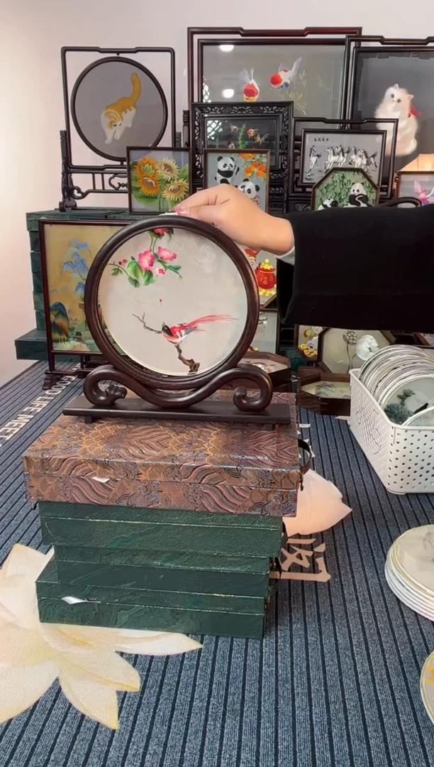 刺绣非遗双面绣摆台