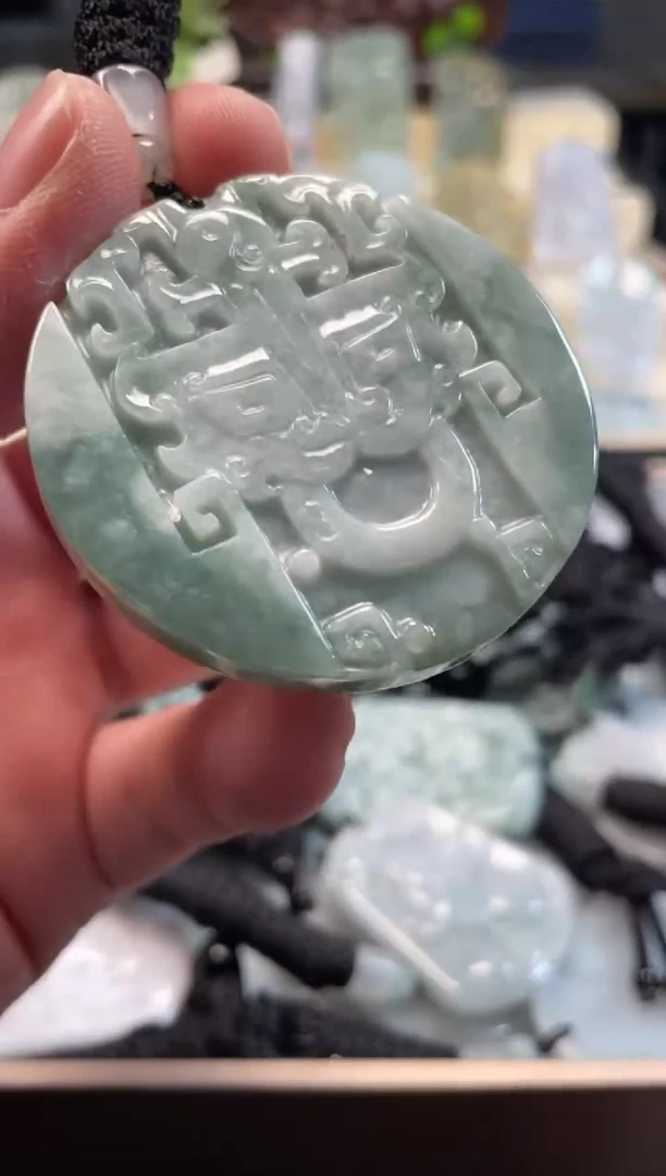 颈饰未镶嵌翡翠12/17/019