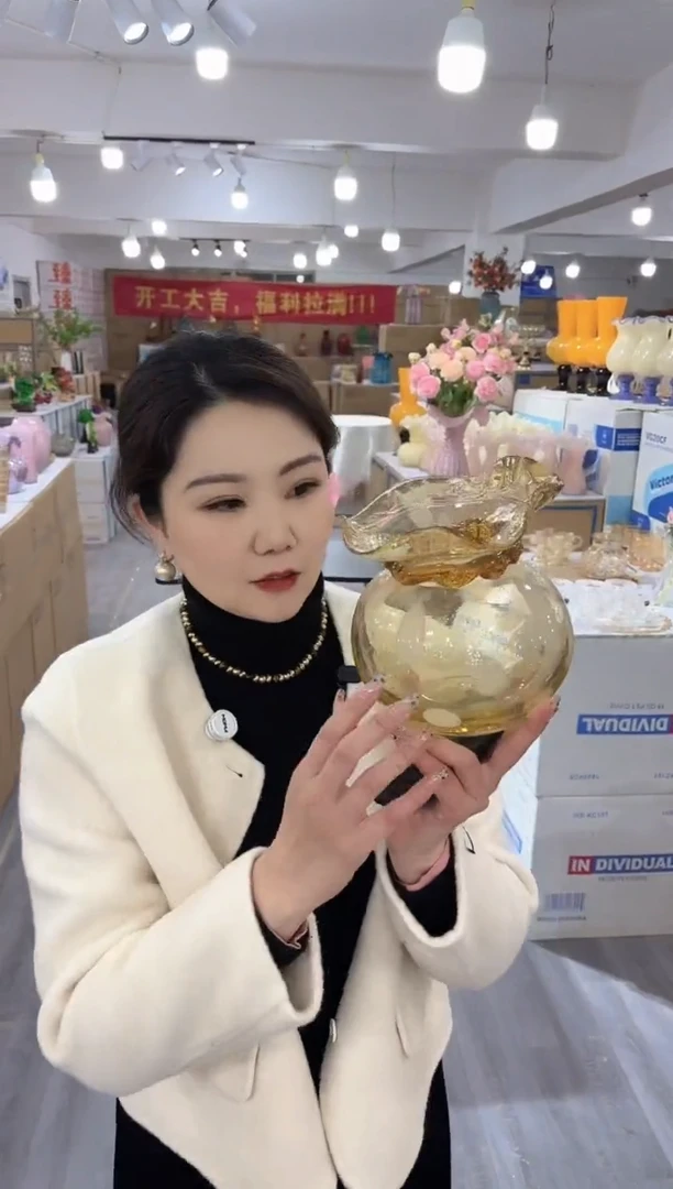 【闪购商品】琉璃泰新花器L-33晚