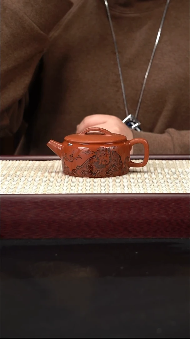 茶壶紫砂hzy 汉瓦 红降坡 刻绘 钟馗