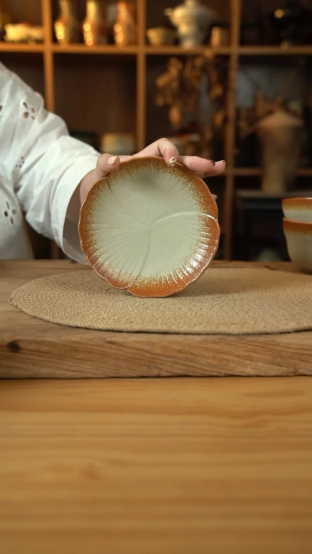 暖阳系列的6英寸银杏叶碟1个