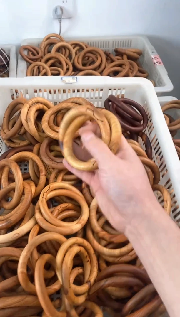 【闪购商品】木桃木大瑕疵70乾坤圈随机发