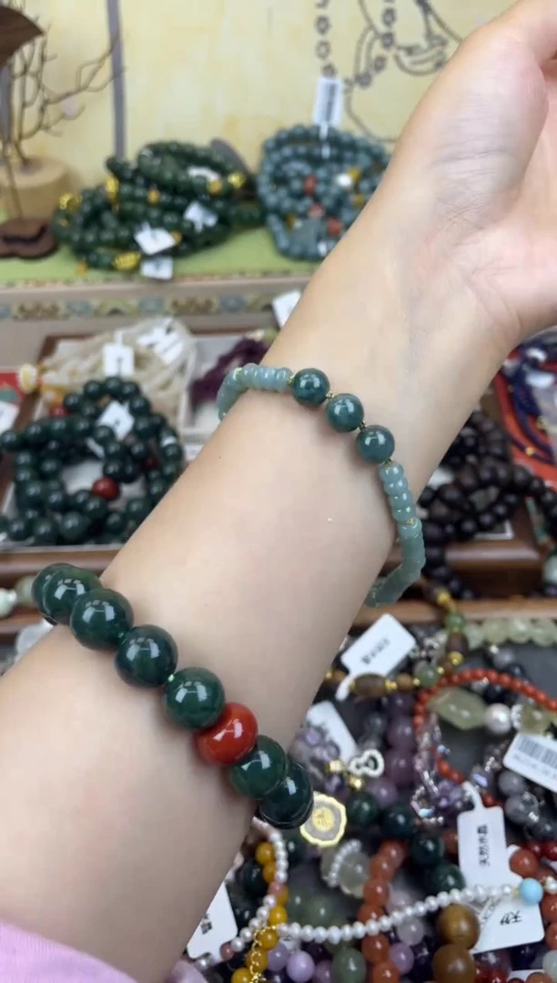 手饰翡翠未镶嵌174