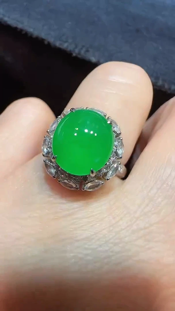 【闪购商品】翡翠戒指18K金镶嵌戒指