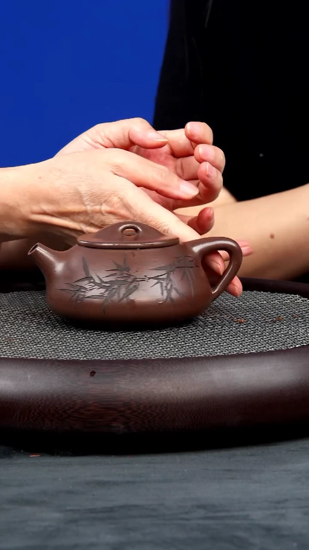 茶壶紫砂90 张杏娟 景舟石瓢 龙潭紫泥 260毫升