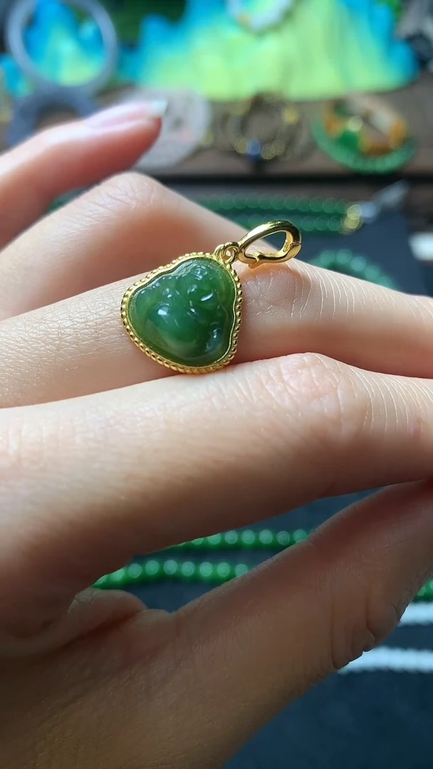 【闪购商品】和田玉颈饰银S925镶嵌吊坠