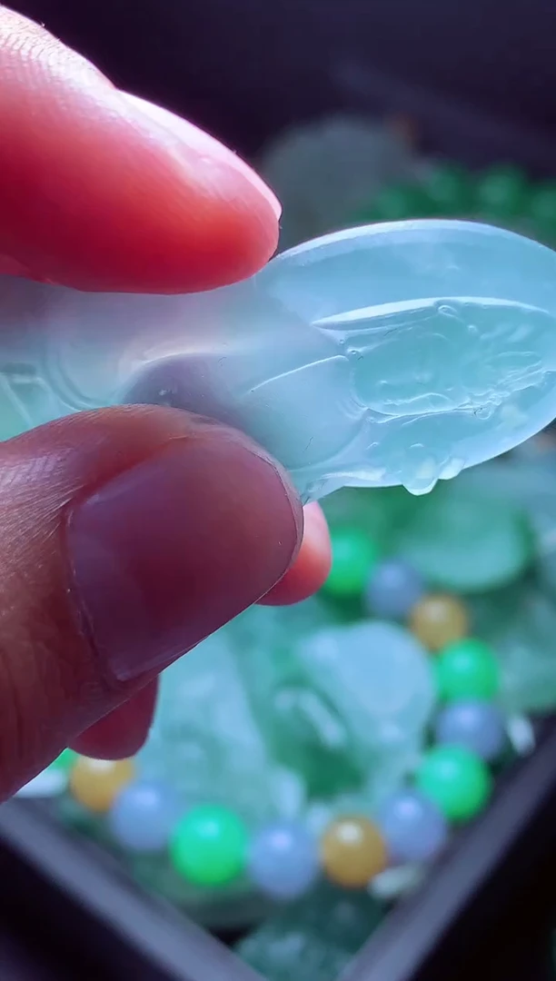 未镶嵌定制翡翠怎****?毛货翡翠定制