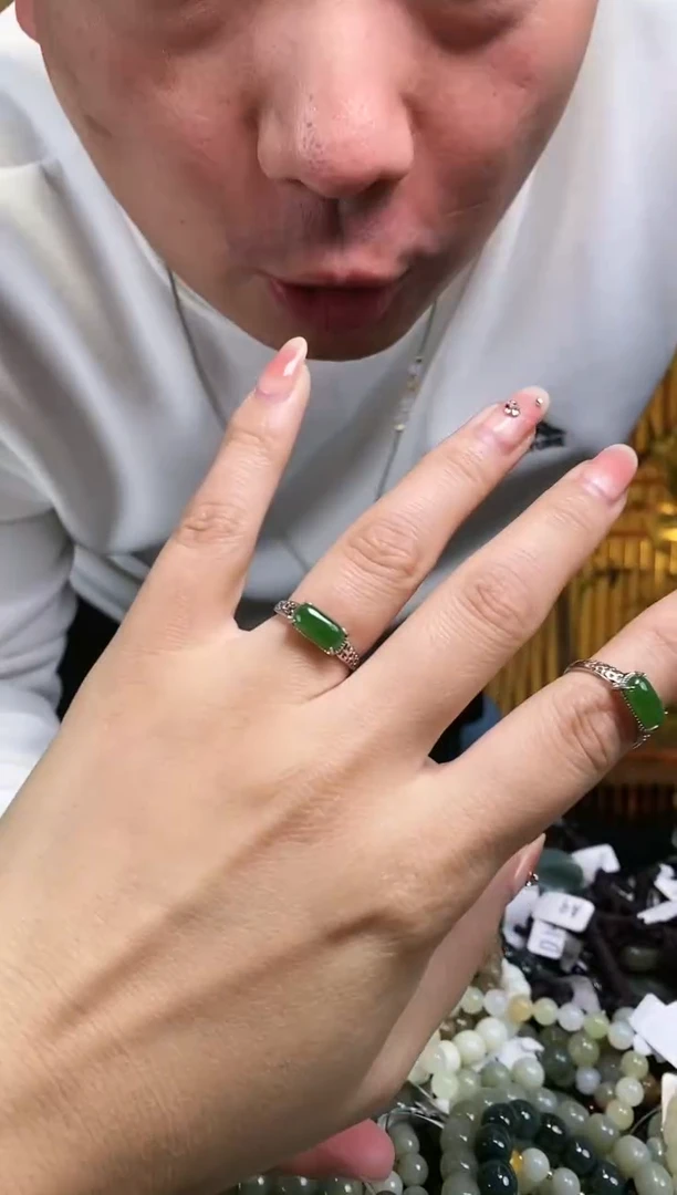 【闪购商品】和田玉颈饰未镶嵌多样性发货，拍一发一